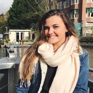 Meet your Posher, Halle